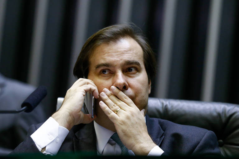 Estados apresentam proposta de reforma tributária para Rodrigo Maia