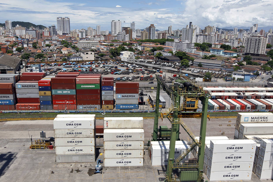 CNI tenta derrubar barreiras à exportação