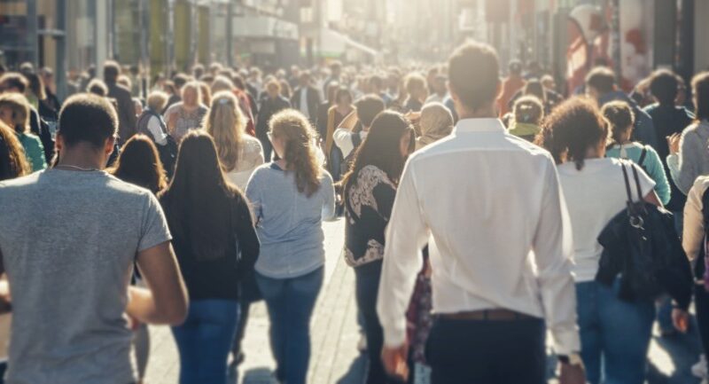 Economia brasileira crescerá 2,5% e indústria terá expansão de 2,8% em 2020