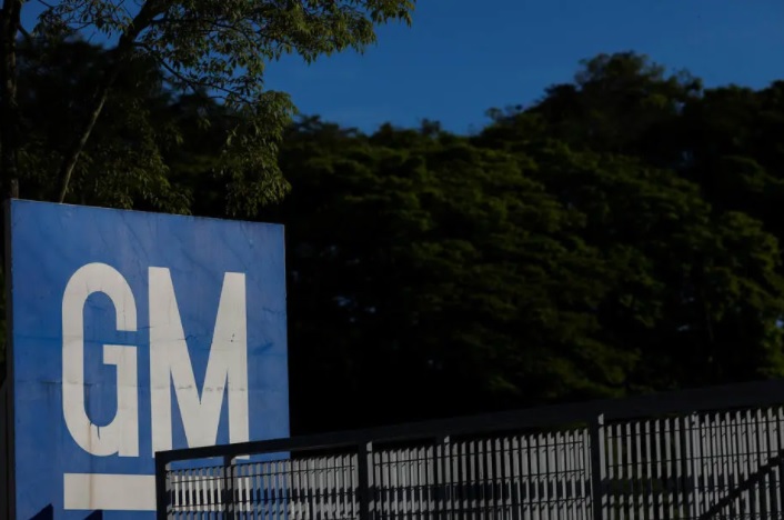 Com falta de peças, GM vai colocar 600 trabalhadores em lay-off por 2 meses no interior de SP