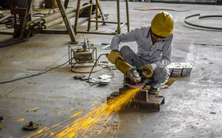 Nova escala pode agravar escassez de trabalhadores em mercados e construção