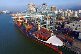Exportadores devem diversificar mercados e usar ‘crédito soberano’