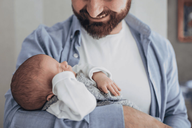 Licença-paternidade terá aumento gradual até 2030